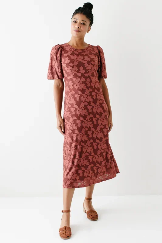 ‘Vanessa’ Textured Puff Sleeve Midi Dress