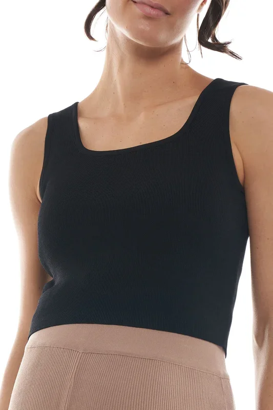 About That Base Nursing Crop – Black*