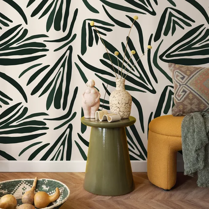 Abstract Wallpaper Featuring Bold Stylized Leaves In Dark Green – C145