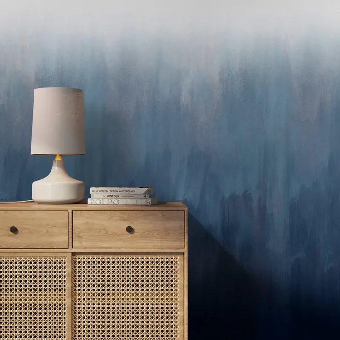 Abstract Wallpaper With A Painterly Ombre Gradient In Blue And White – X159
