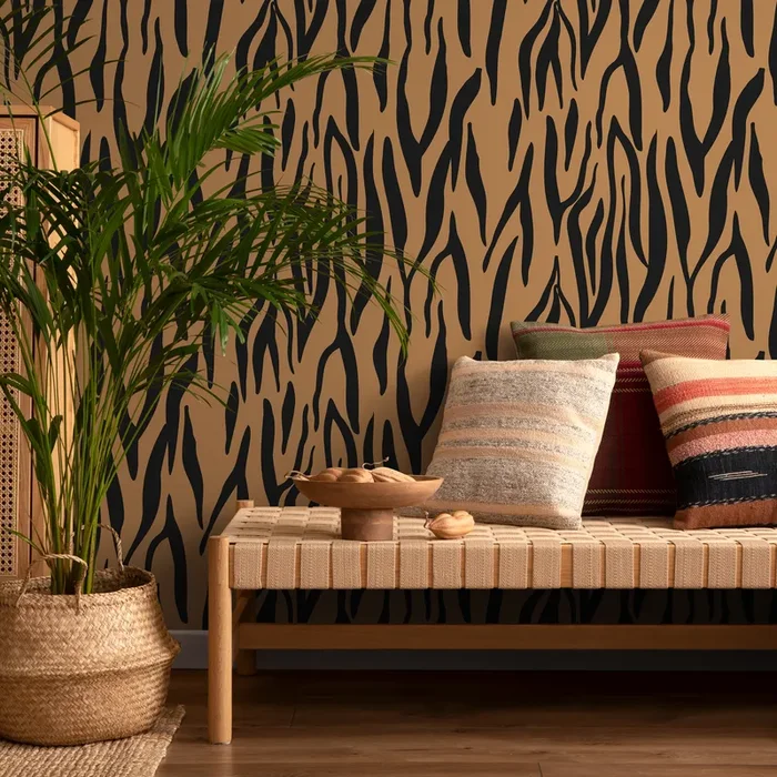 Animal Print Wallpaper With A Bold Tiger Stripe Motif In Black And Brown – D608