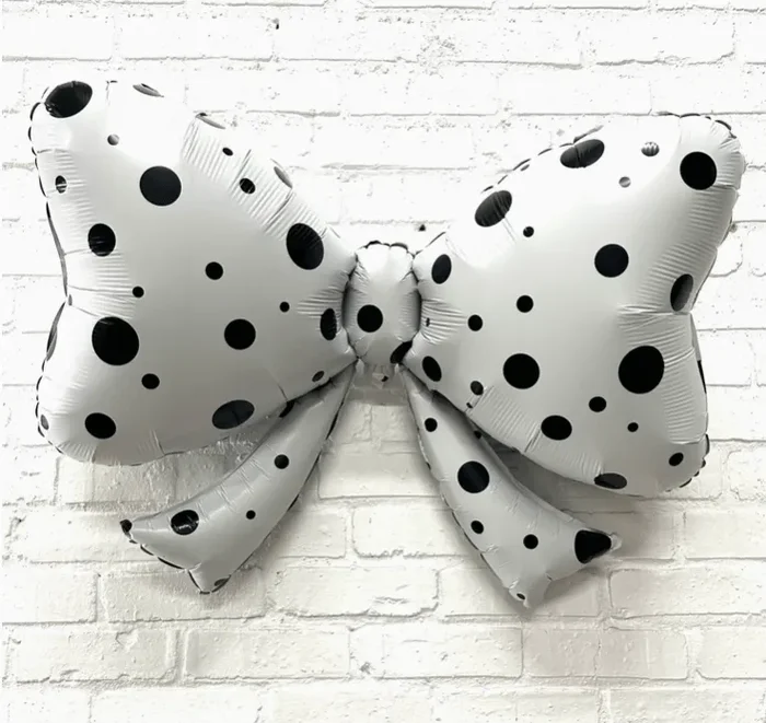 Black & White Polka Dot Bow Balloon – 40 “