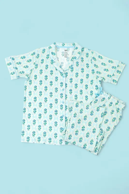 Blue Ribbon Blooms Women’s Relaxed Flare Dream Set
