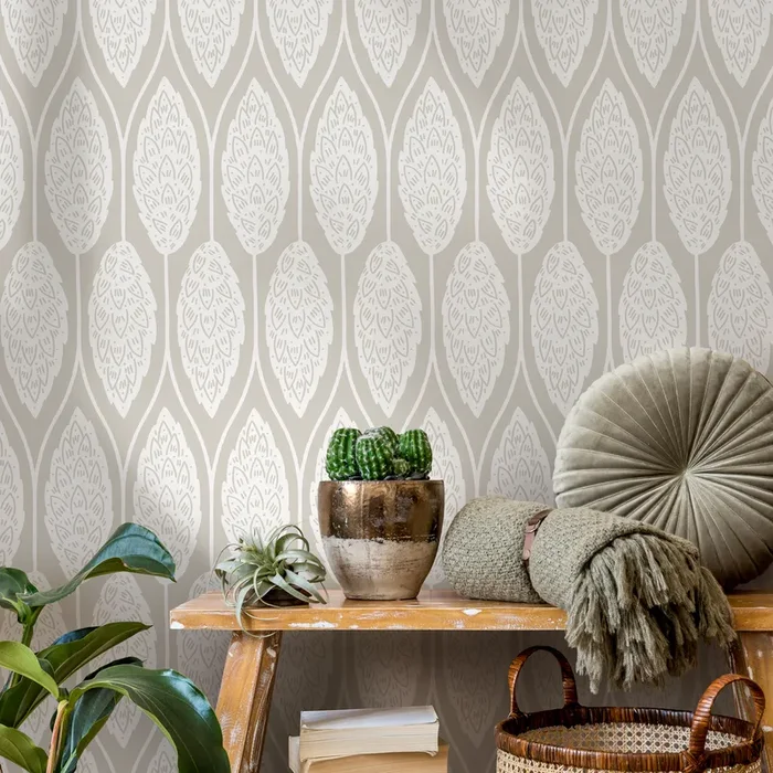 Boho Wallpaper With A Neutral Leaf Damask In Beige And White – C988