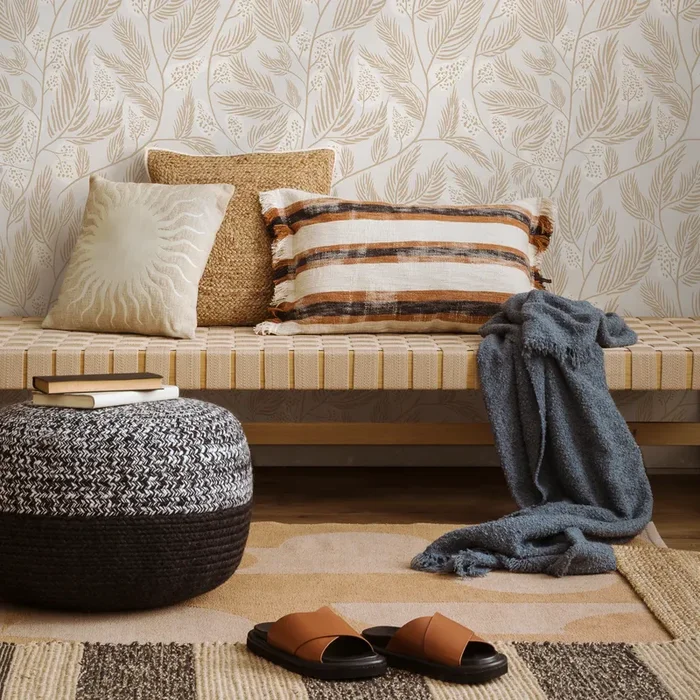 Botanical Wallpaper With Delicate Leafy Branches In Beige – C671