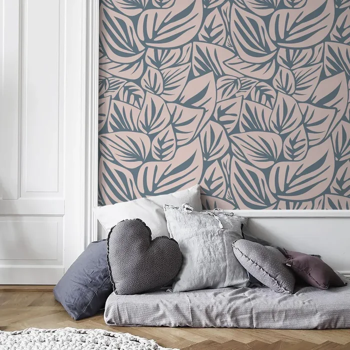 Botanical Wallpaper With Overlapping Leaves In Blue And Beige – D652