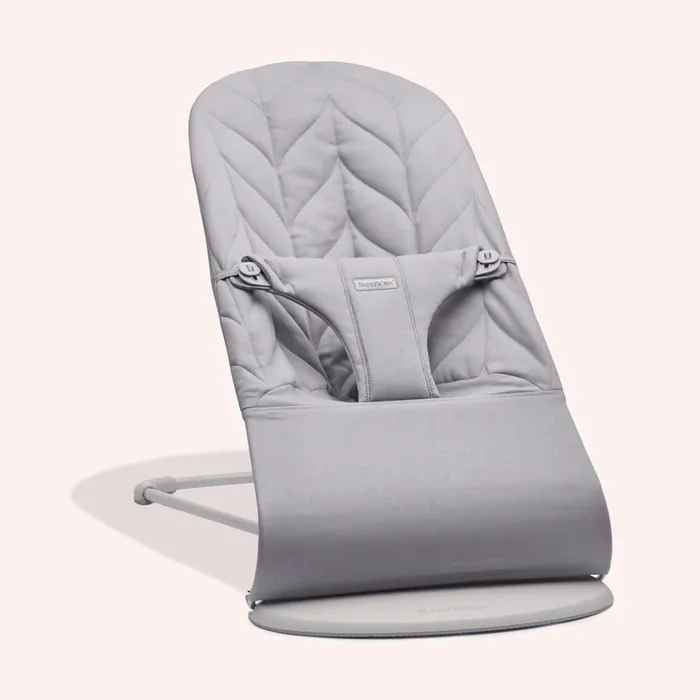 Bouncer Bliss Petal Quilt – Light Grey Cotton
