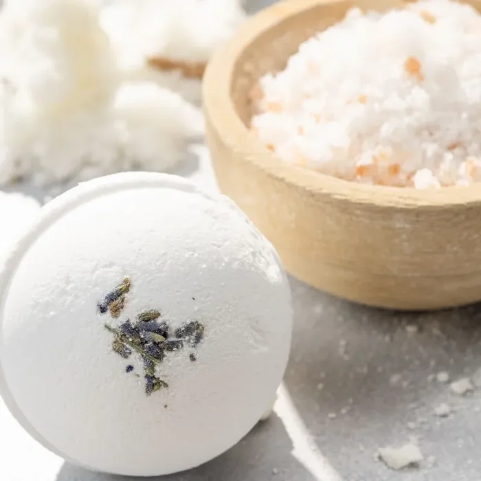 Bulk – 100 Natural Vegan Mix Scents Bath Bombs – White