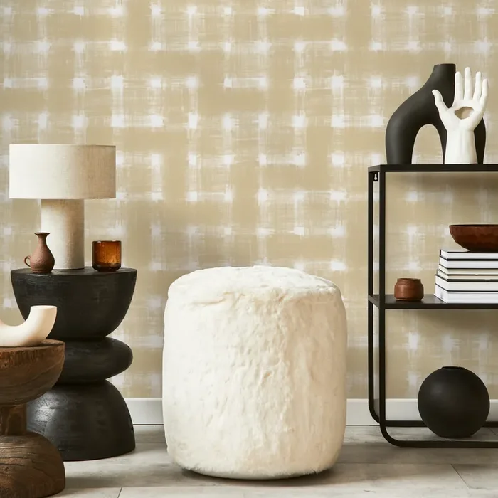 Checkered Wallpaper With A Painterly Motif In Beige And Cream – C977