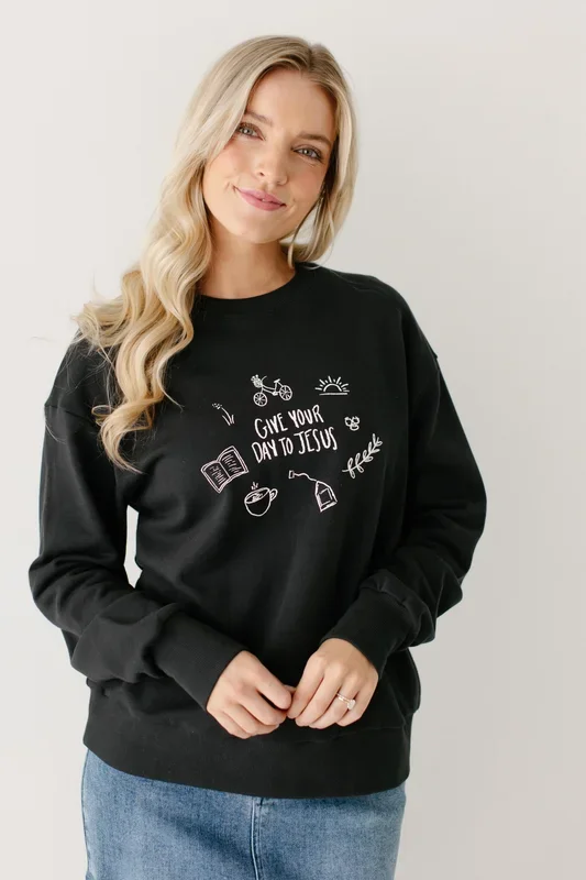 Classic Crewneck Graphic Sweatshirt