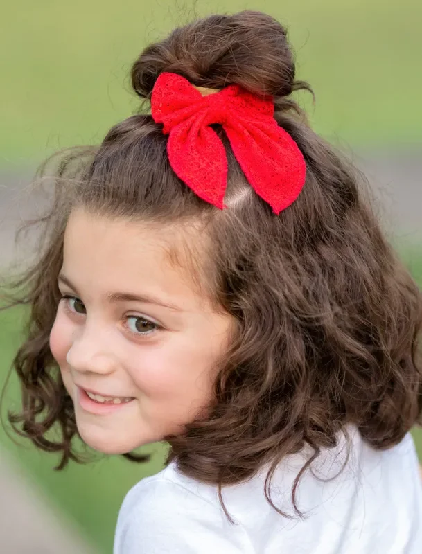 Classic Lace Hair Bow