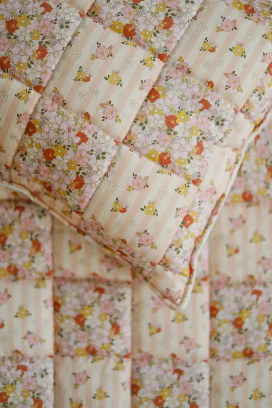 Cotton Quilted “spring Garden ” Child Cover Set