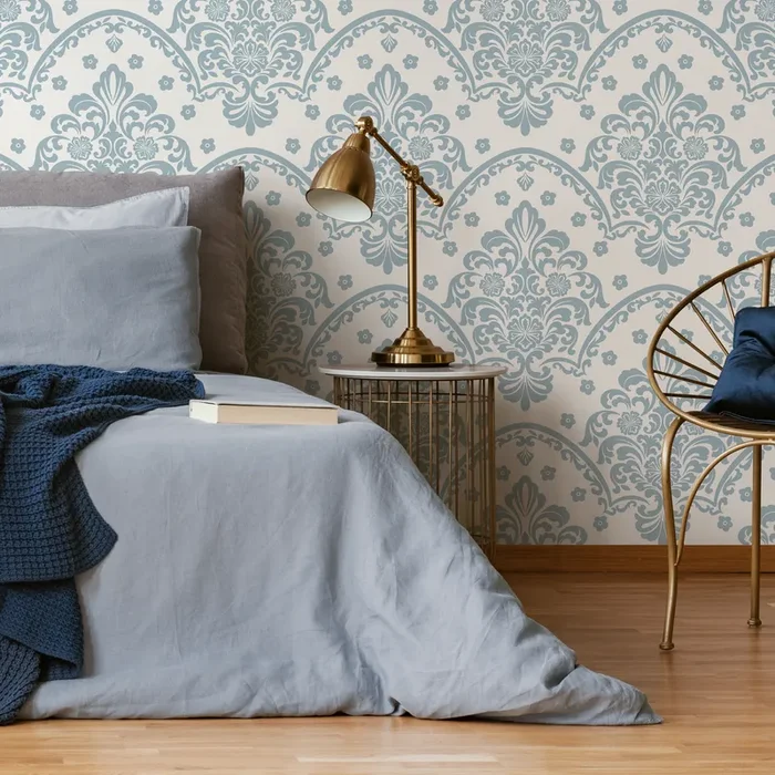 Damask Wallpaper With A Scalloped Floral Motif In Light Blue And Cream – D198