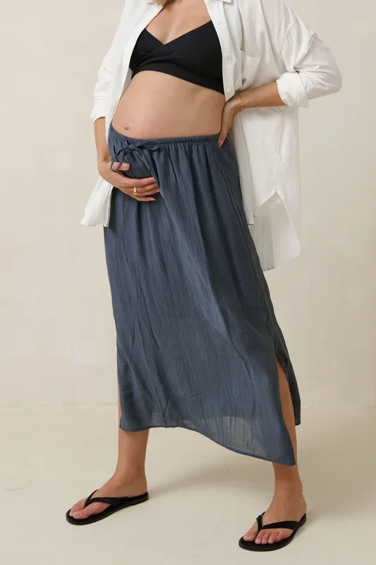 Ease Away Crinkle Skirt – Steel Blue*