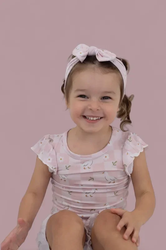Exclusive Ducks And Daisies Dream Bow