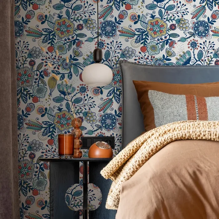 Folk Art Wallpaper With Whimsical Flowers In Blue, Orange, And Yellow – A272