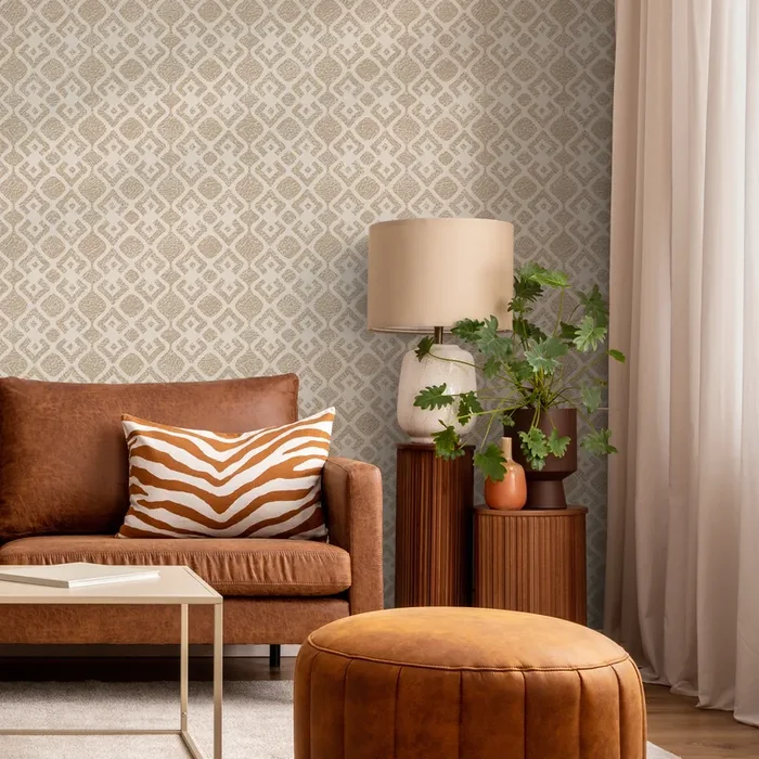 Geometric Wallpaper With A Textured Trellis Motif In Beige And Cream – C491