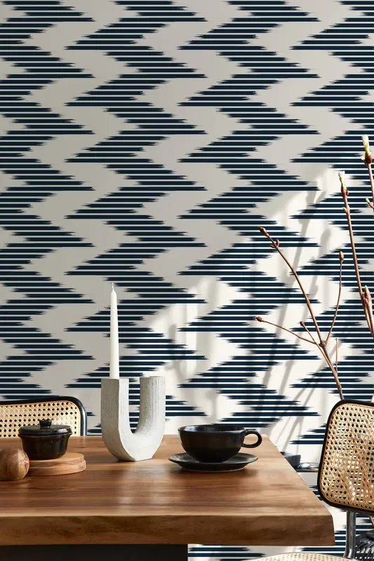 Geometric Wallpaper With An Abstract Ikat Motif In Navy Blue And Off-white – D208