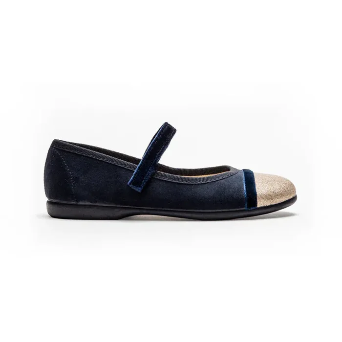 Giselle Navy