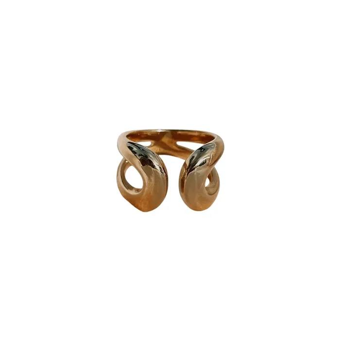 Hera Ring