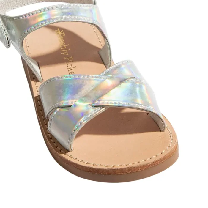Holographic Saybrook