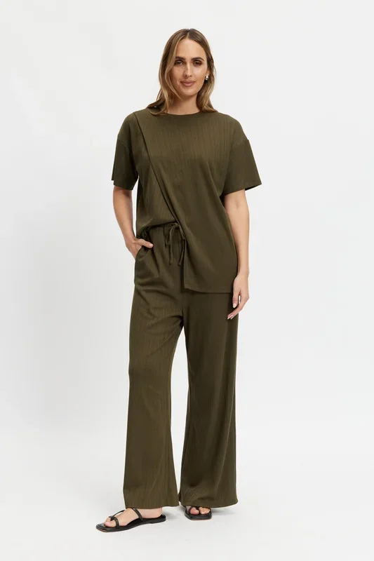 Ivy Waffle Longline Wrap Tee – Olive
