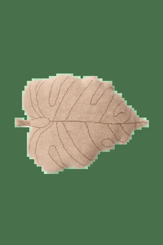 Knitted Cushion Baby Leaf Rose Beige – Re-Edition