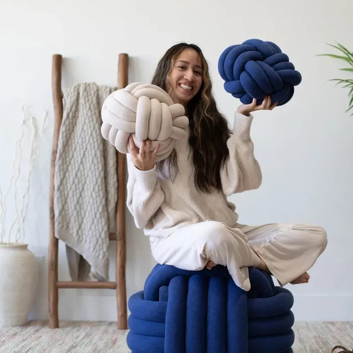 Knotted Pouf – Large – – Federal Blue Mel