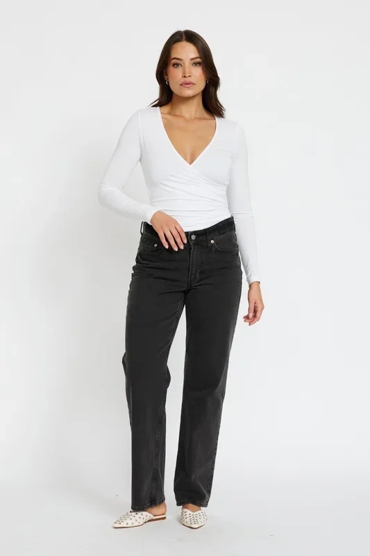 Lainey Crossover Long Sleeve Top – White