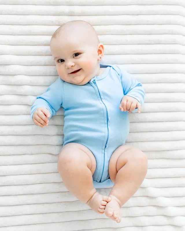 Long Sleeve Zipper Bodysuit In Sky, 9-12m