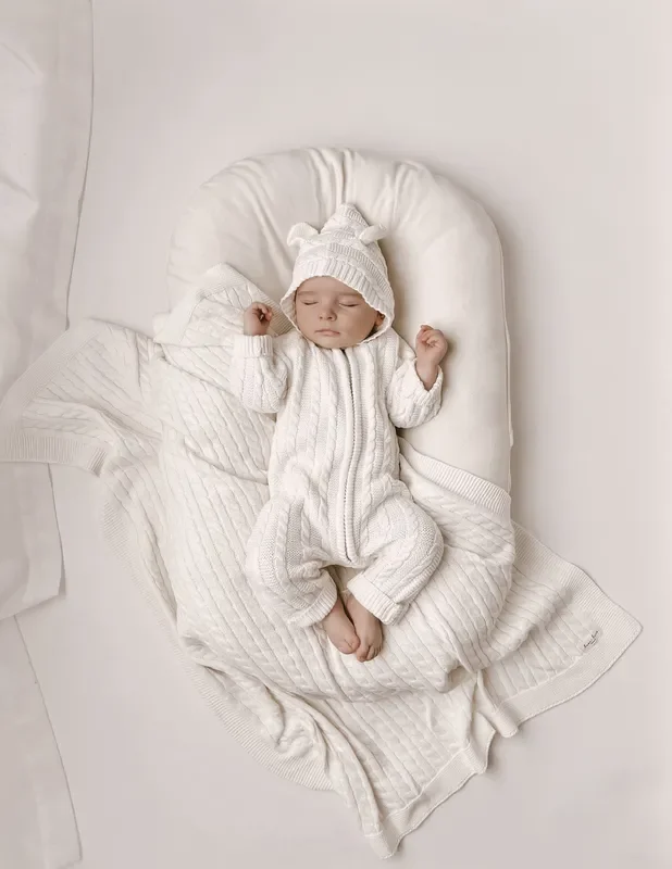 Luna + Luca Cable Knit Baby Blanket – White