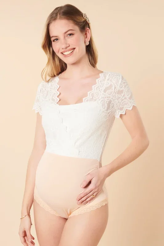 Maternity and nursing bodysuit made of lace