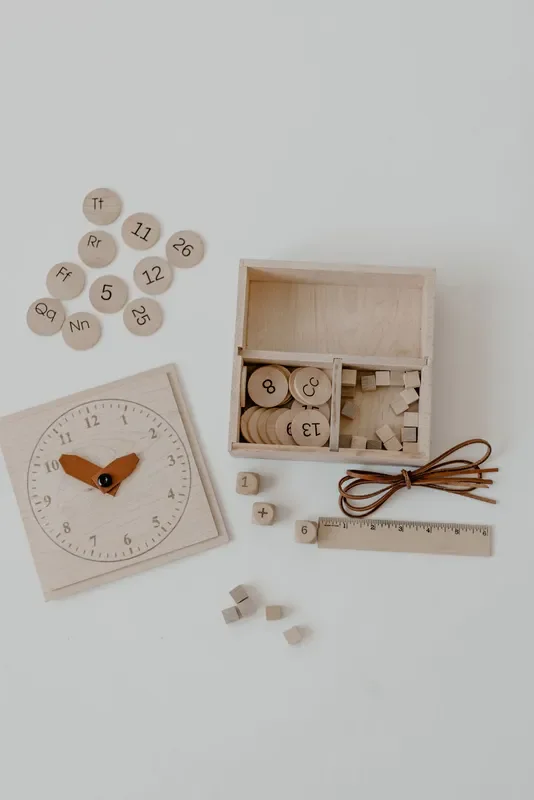 Math Helper / Math Box