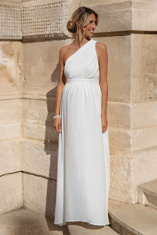 One-shoulder maternity bridal gown