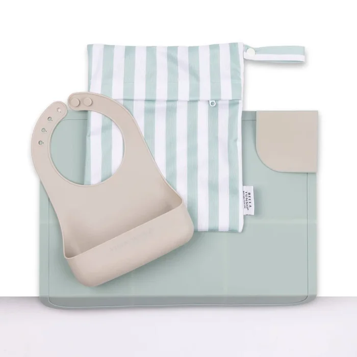 Pack and Go Bundle – Grassy Field