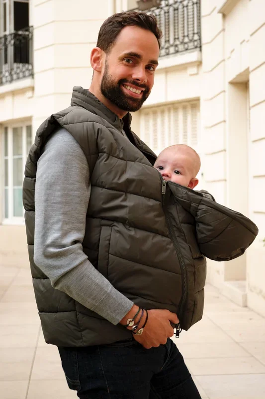 Papa 2-in-1 Eco Weste mit Babytrage-Einsatz khaki