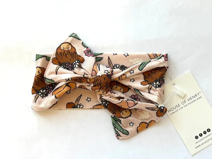 Pink Highland Bow