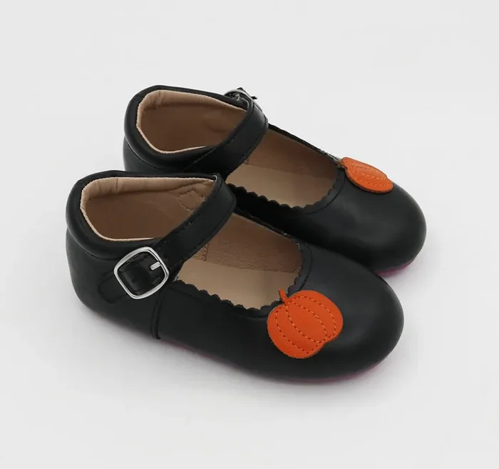 Pumpkins Mary Janes – Black Smooth Leather – Purple Soles