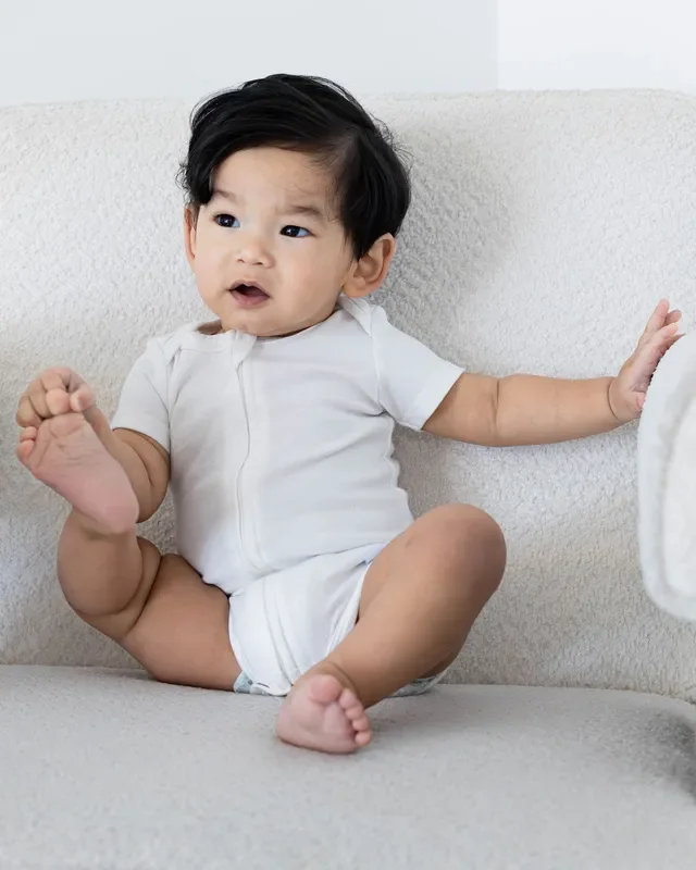 Short Sleeve Zipper Bodysuit In Pearl, 0-3m