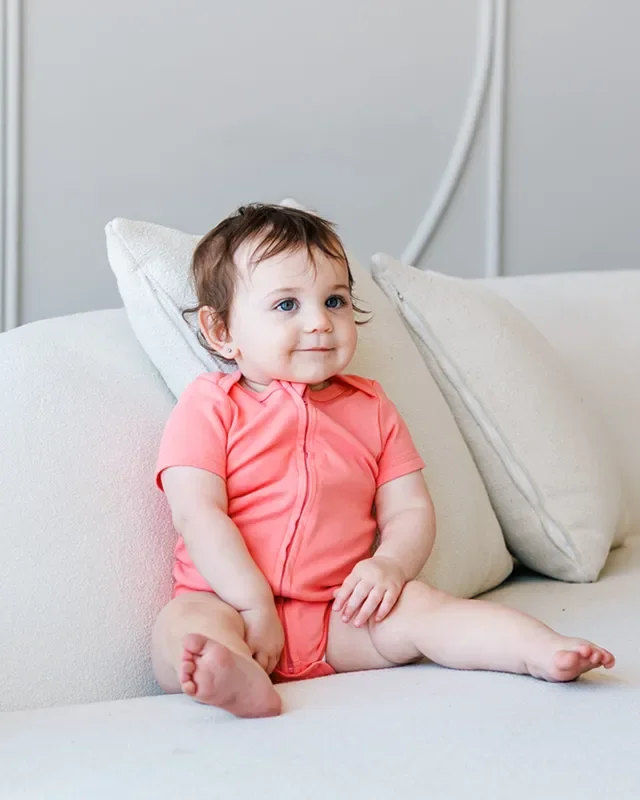 Short Sleeve Zipper Bodysuit In Rose, 6-9m