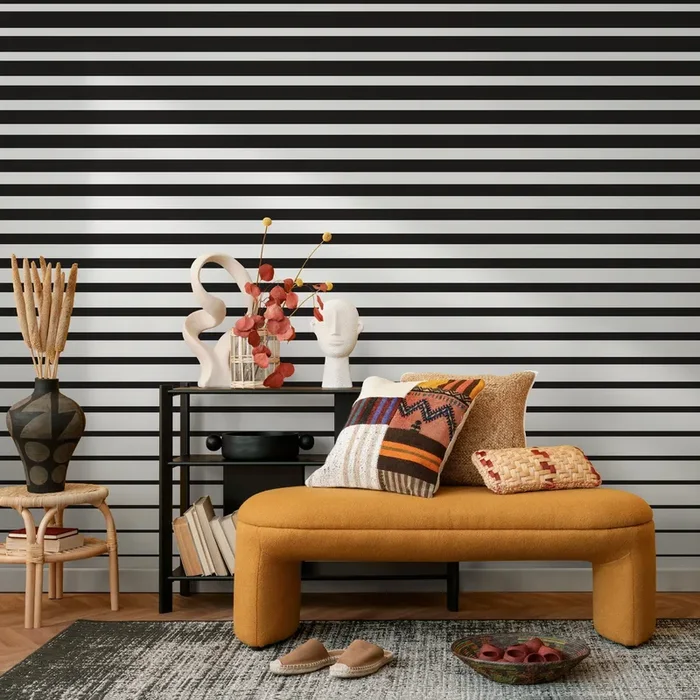 Striped Wallpaper With Bold Horizontal Lines In Black And White – B112
