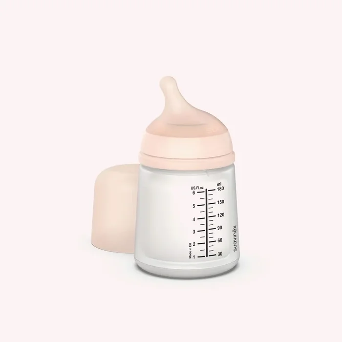Suavinex Zero Zero Anti Colic Bottle – Slow Flow (0-3 months) – 180ml