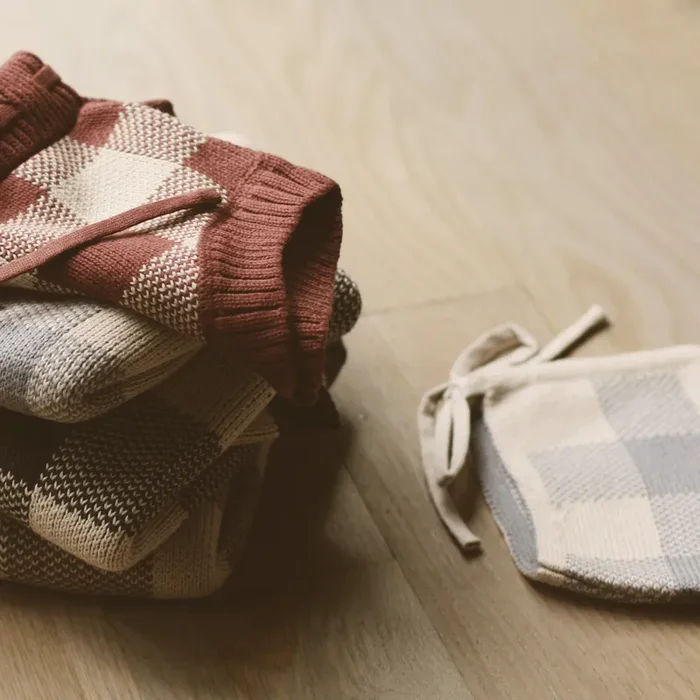 The Gingham Knit Bonnet – Rosewood