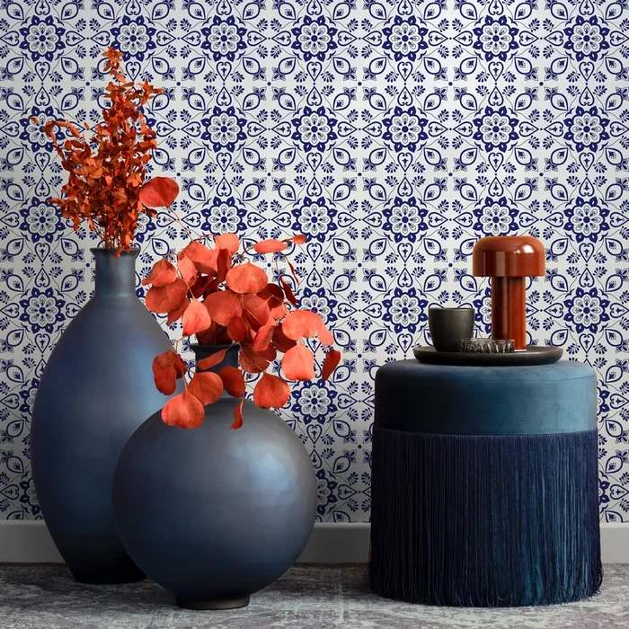 Tile Wallpaper With A Mediterranean Floral Motif In Blue And White – C299