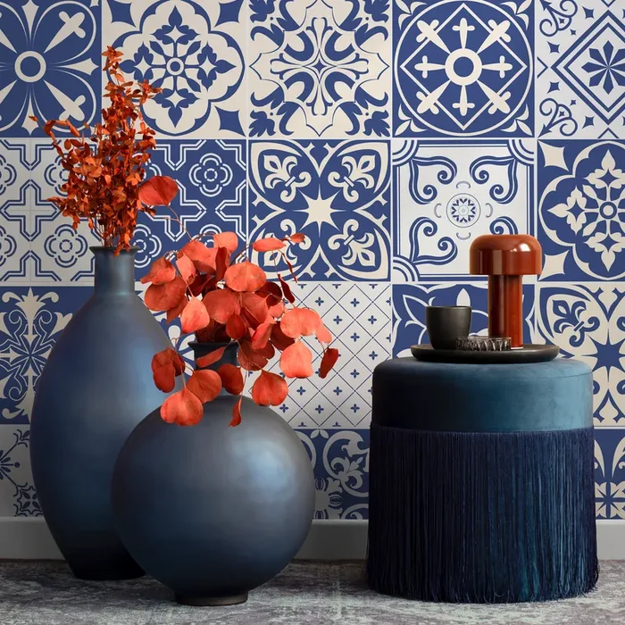Tile Wallpaper With A Portuguese Azulejo Motif In Blue And White – B801