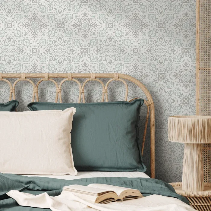 Tile Wallpaper With An Ornate Damask Motif In Sage Green And Gray – B793