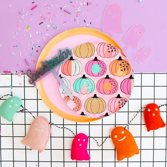 Totally 90’s Pumpkin Halloween paper plate