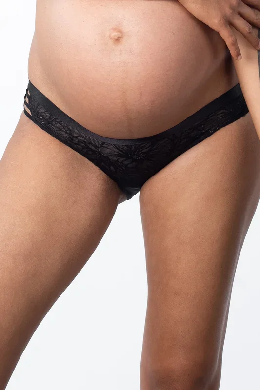 True Luxe Umstandsslip aus Spitze schwarz