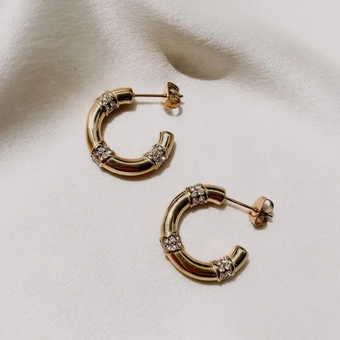 Whirlwind Romance Hoops