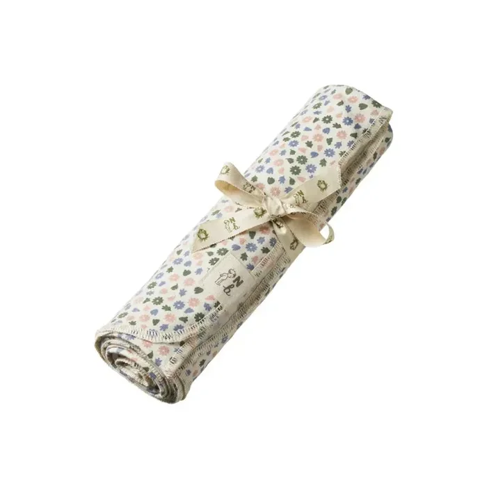 Wrap – Chamomile Blooms Print